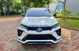 [KM 4.000]TOYOTA FORTUNER VRZ GR 2.8 TSS AERO PACKAGE PUTIH 2025