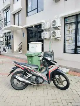 Jual Cepat Honda Blade 2014 Hitam Pajak Plat Panjang