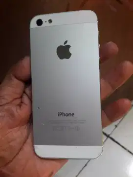 Iphone 5 ( minus ) kondisi mulus masih orian