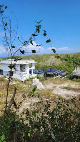 Tanah Bonus Villa Mangkrak Ocean View di Balangan