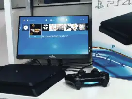 PS4 Slim 500GB Fullgame

Kelengkapan fullset 
500GB Fullgame