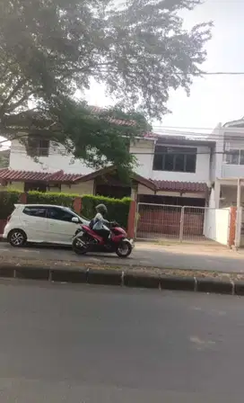 Rumah di Vila Melati Mas Siap Huni