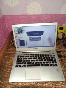 Lenovo idealpad u330p i5