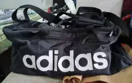 Tas duffle/gym Adidas DT-4819 Black size M BNWT (BARU) 100% ORI sale!