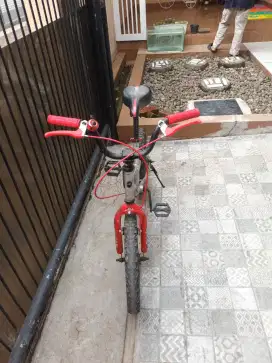 Sepeda BMX 16 inch