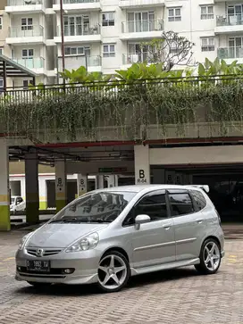 Honda Jazz Vtec Sport matic (pajak panjang 06-2026)