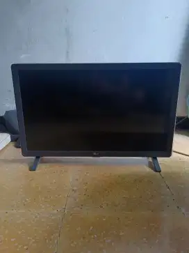 TV LED LG 24 inch digital