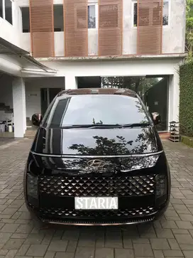 Mobil Staria 2022