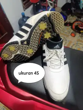 Spatu second  kondisi masih bagus