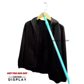 Tongkat pengambilan baju