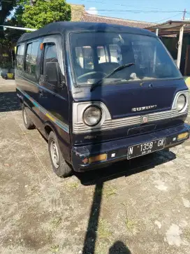 Carry 1.0 karoseri adiputro
