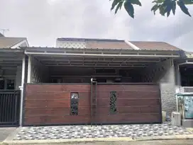 Want to Lease : Rumah dalam komplek cluster Grassia Banjar Wijaya