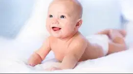 DICARI BABY SITTER / NANY