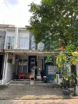 Rumah 2 lantai  cluster graha raya Ayna residence