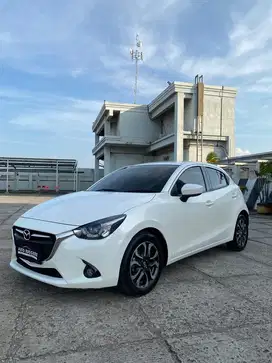 (Km Low 70ribu Record) MAZDA 2 R AT 2016