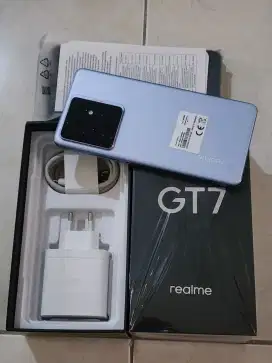 Realme GT 7 5G 12/256Gb, warna Biru, 1 bln pk, kondisi 99,9% Sempurna