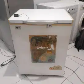 Freezer Box 100 L . Second . Normal