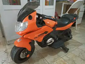 Mainan motor listrik anak PMB M 688