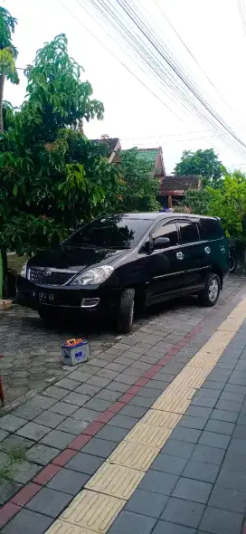 Innova 2005 type E
