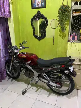 Kawasaki Ninja R