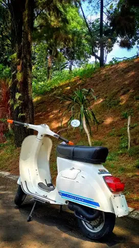 Vespa et3 primavera darling