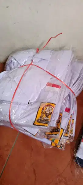 Baju seragam sekolah SD, SMP&SMA