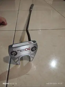 Odyssey golf putter