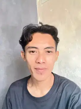 Mencari pekerjaan apa saja .