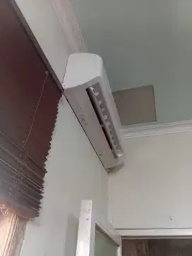 Service AC bongkar pasang AC tukang AC panggilan isi freon AC