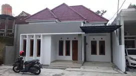 Di kontrakkan rumah dekat Stadion Maguwoharjo