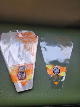 Plastik Toast (dijual per pack isi 100)