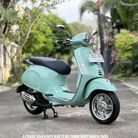 DIJUAL CEPAT Piaggio Vespa PRIMAVERA150 IGET ABS LED 2024 GREEN RELAX