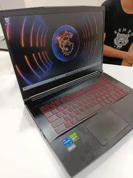 Laptop Gaming MSI Thin GF63 12UC