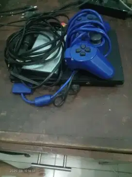 PS 2 bekas di jual