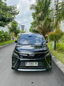 [ DP 10 Jt ] VOXY 2.0 AT 2018