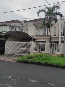 Turun harga Pantai Mentari jalan utama