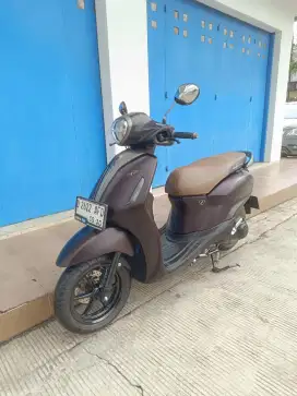 Yamaha grand filano lux 2025 seperti baru