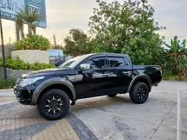 Mitsubishi Triton GLS Hitam