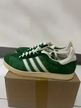 Adidas gazelle size 42 2/3