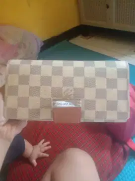 Dompet wanita bekas