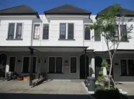 Rumah Mansion Nine 2 Lantai Lakarsantri Surabaya