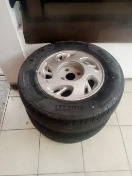 Dijual Ban + Velg