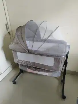 TEMPAT TIDUR BAYI KELAMBU BOX BAYI