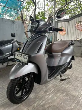 Yamaha Grand Filano Lux Hybrid 2025 silver