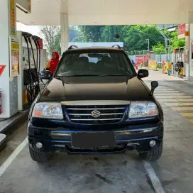 Suzuki Escudo Hitam AntikbFull Rawatan Rapih