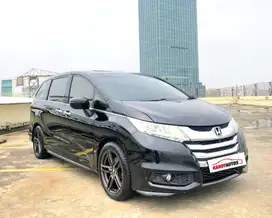 Honda Odyssey E Prestige Tahun 2015 Automatic Hitam