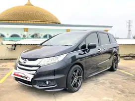 Honda Odyssey E Prestige Tahun 2015 Automatic Hitam