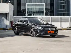 Mercy C200 EQ boost AVANT-GARDE 2019 (W205) LOW ODO