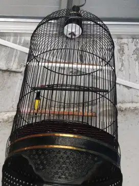 Kandang Burung Beserta Isinya