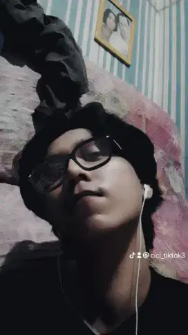 Cari pekerjaan apa ajh yang penting halal